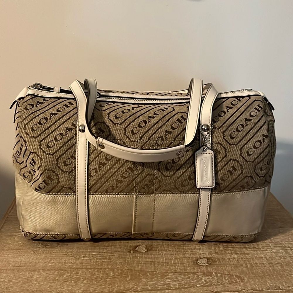 COACH SIGNATURE CANVAS SATCHEL - Picture 2 of 9